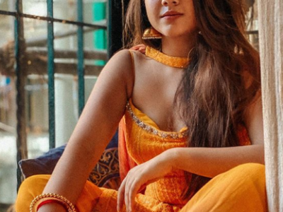 इन दिनों सोशल मीडिया पर कुछ यूं छाई हैं एक्ट्रेस रीम शेख, देखें PICS