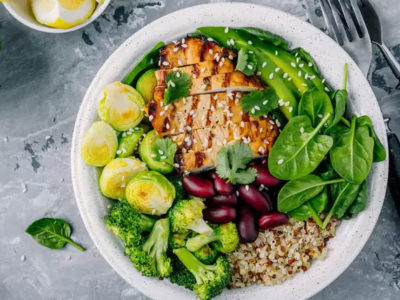 स्वस्थ रहने के लिए महिलाओं को खाने चाहिए ये 5 फूड