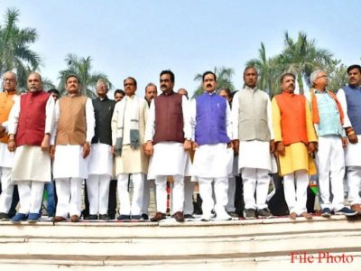 शिव ‘राज’ में पहली तारीख को सामूहिक राष्ट्रगान की परंपरा टूटी, कांग्रेस ने बीजेपी पर साधा निशाना