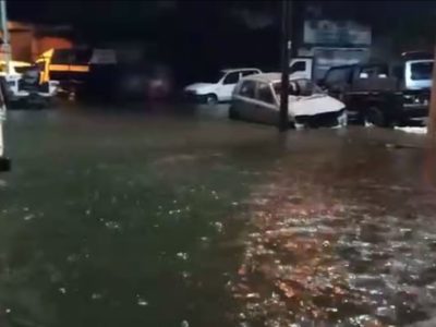 भोपाल में भारी बारिश के बाद ऐसा है शहर का नजारा, देखें Video