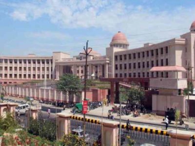 69 हजार सहायक शिक्षकों की भर्ती पर हाईकोर्ट ने लगाई रोक, लटकी नियुक्ति प्रक्रिया