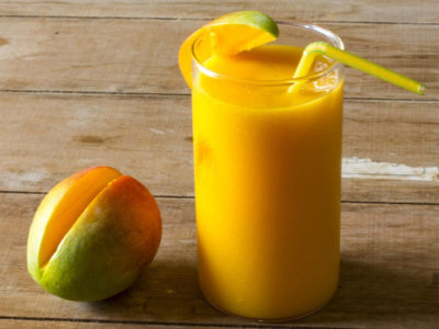 मैंगो शेक और बनाना शेक, किसमें होती है कम कैलोरी!