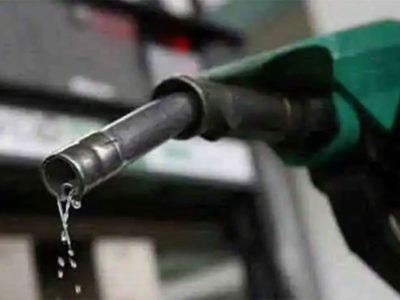 लगातार 17वें दिन फिर बढ़े दाम, डीजल रिकॉर्ड 80 रुपए पहुंचा, सरकारें 50 रुपए प्रतिलीटर वसूल रही टेक्स