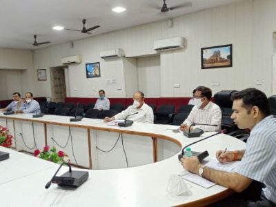 कोरोना के बढ़ते मामलों पर प्रशासन सख्त, नियम तोड़ने वाले बनेंगे कोरोना वॉलेंटियर