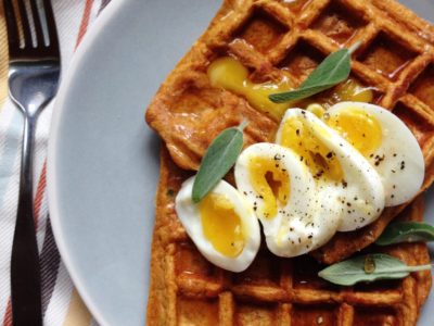 नास्ते में बनाए टेस्टी स्पाइसी वफ़ल,देखें रेसिपी