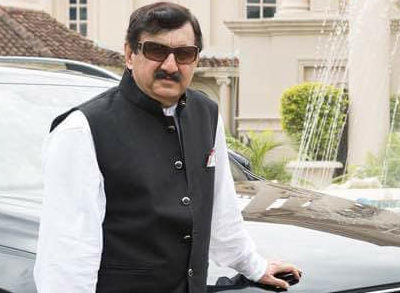 कार्डिक अरेस्ट के बाद सोम डिस्टलरीज के अरोड़ा ब्रदर्स को बंसल हॉस्पिटल में किया शिफ्ट