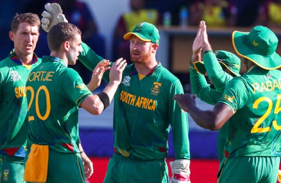 SL vs SA T20 WC:द​क्षिण अफ्रीका ने श्रीलंका को 4 विकेट से हराया