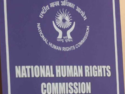 NHRC का श्रम मंत्रालय को नोटिस, पूछा- लापरवाही से कोरोना मरीज की मौत पर 2 लाख मुआवजा क्यों नहीं