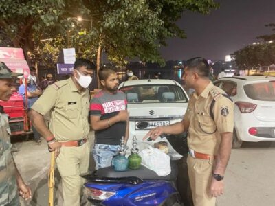 हुक्का की होम डिलवरी करते युवक गिरफ्तार