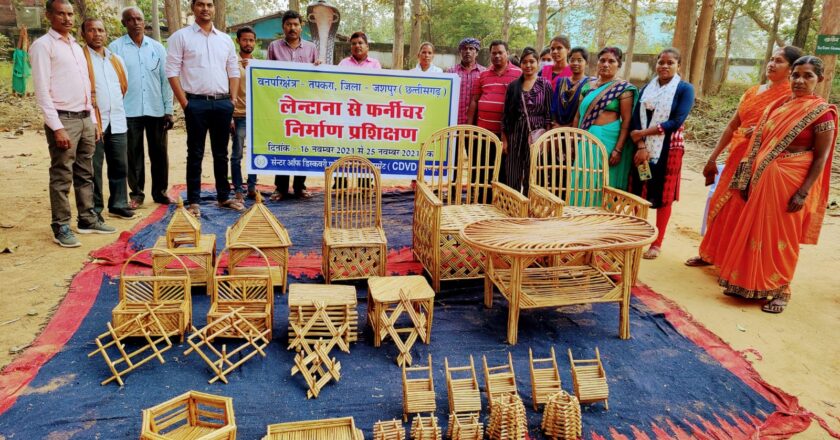 बहु उपयोगी लैंटाना लकड़ी से युवा कारीगरों के बहुरेंगे दिन