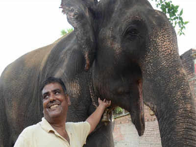 अख्तर इमाम का मर्डर, हमलावरों ने मारी 8 गोलियां