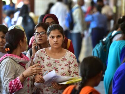 कॉलेजों में यूजी के छात्रों को विषय बदलने तारीख बढ़ाई