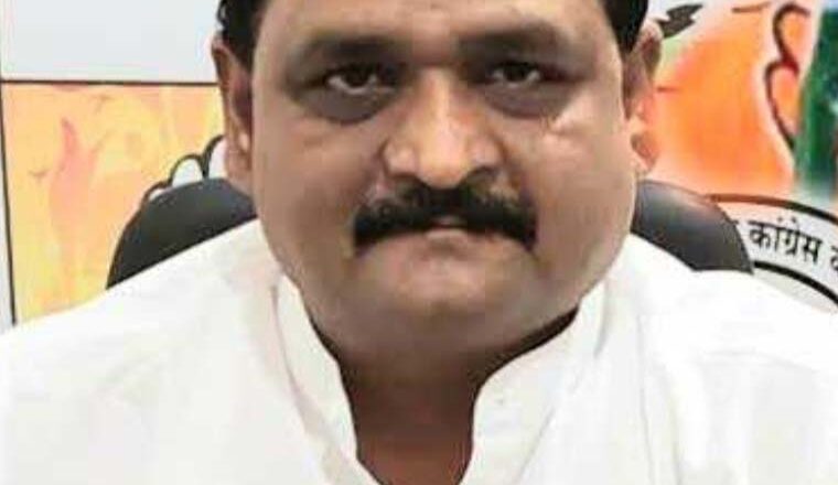 भाजपाई मोदी से कहे जितना एक्साईज ड्यूटी बढ़ाया था उतना कम करें : शुक्ला