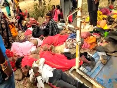दर्शनार्थियों से भरी पिकअप पलटी, महिला सहित 2 की मौत
