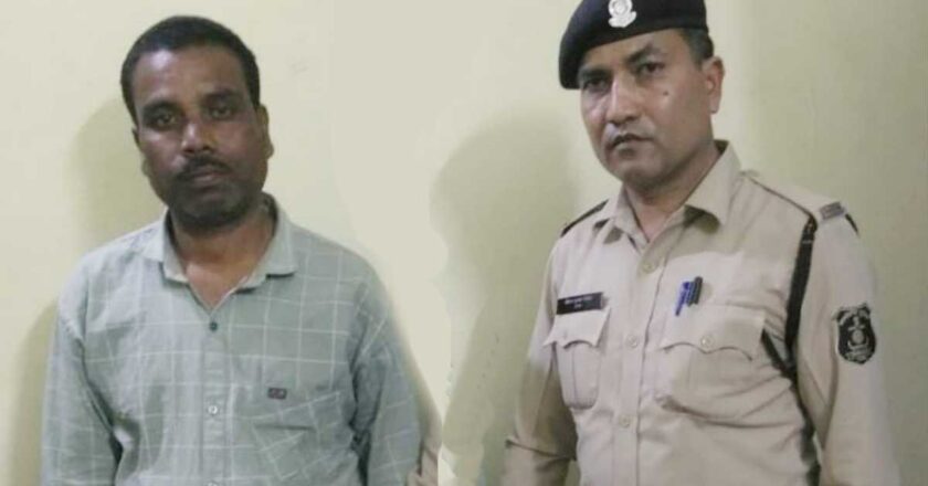 बेरोजगारों का एक ठग मप्र के अनूपपुर से गिरफ्तार, एक की तलाश जारी