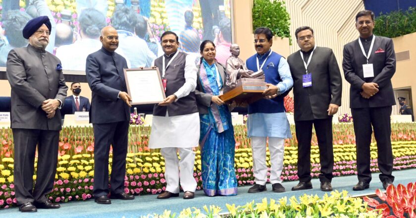 स्वच्छ सर्वेक्षण 2021 में इंदौर ने पाँचवीं बार लहराया देश में स्वच्छता का परचम