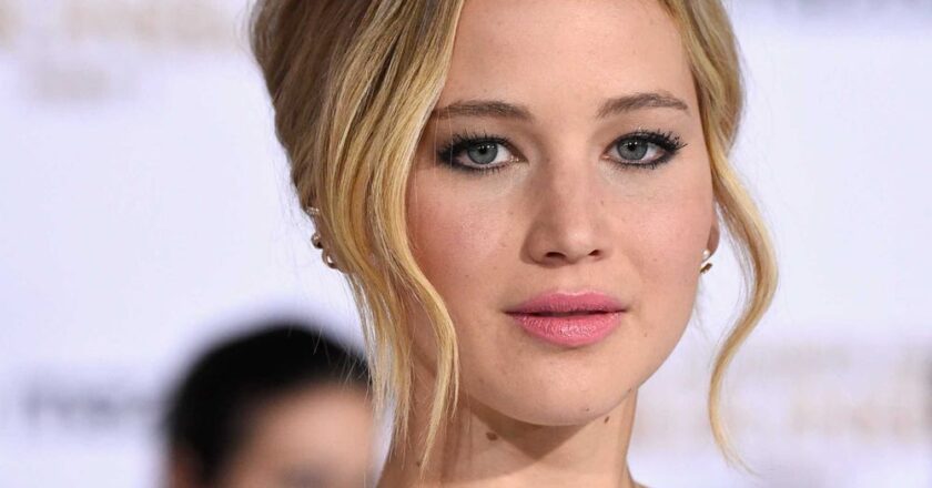 एक्ट्रेस जेनिफर लॉरेंस आज भी अंदर से है डरी हुई