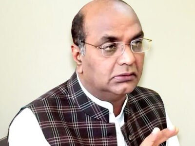 सेना की वर्दी का अपमान करने पर राष्ट्रद्रोह का मामला-विश्वास सारंग