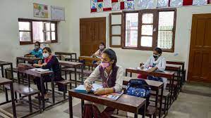 कोरोना: तेलंगाना में सांगा रेड्डी जिले के एक स्कूल की 45 छात्राएं और एक शिक्षक कोविड-19 पॉजिटिव