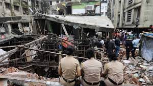 औद्योगिक क्षेत्र परवाणू में बहुमंजिला भवन गिरा, दो लोग दबे