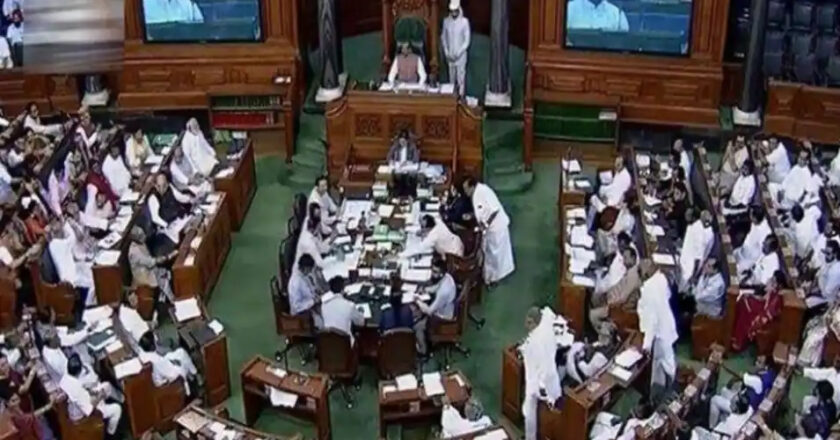 BJP ने व्हिप जारी करते हुए कहा- कल पेश होगा कृषि कानूनों को रद्द करने वाला विधेयक