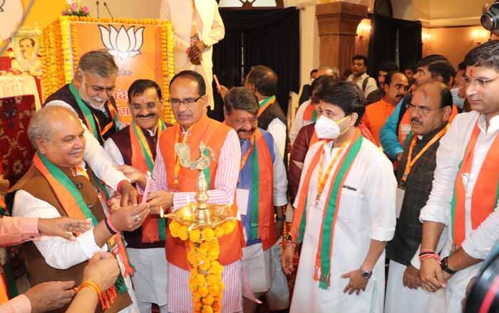 संगठन की नसीहत, ऐसी बातें नहीं कहें जो पार्टी गाइडलाइन से बाहर हो, मुरलीधर राव ने जताई नाराजगी