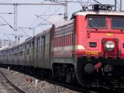 होली के लिए ट्रेनों में सीटों की एडवांस बुकिंग शुरू, इन ट्रेनों में अभी से मिलने लगी वेटिंग