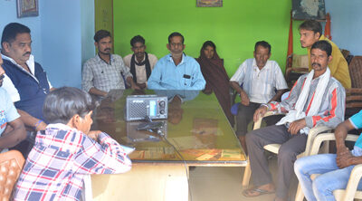 पुरानी बस्ती के लोगों ने बड़ी उत्सुकता के साथ सुनी लोकवाणी