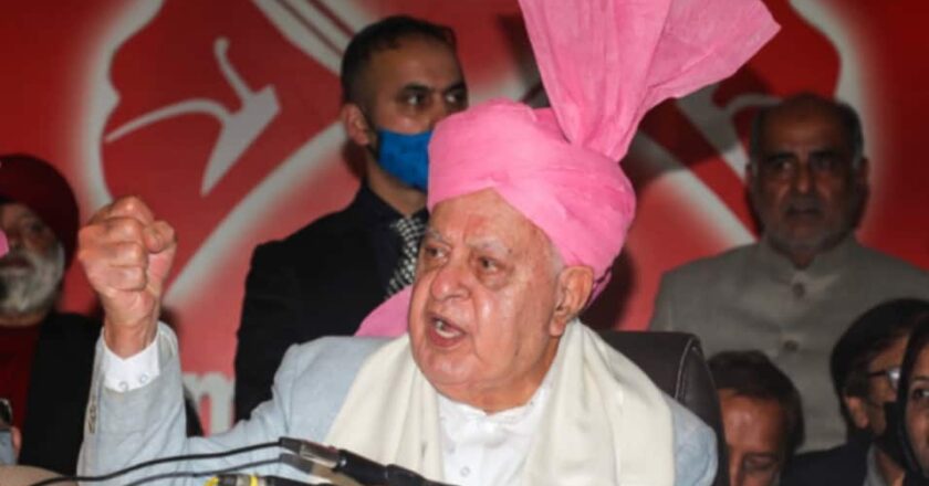 फारुक अब्दुल्ला और नेशनल कॉन्फ्रेंस के अन्य नेताओं ने रिपोर्ट पर आपत्ति जताई