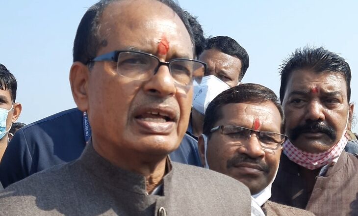 CM शिवराज ने रतलाम शहर को 100% वैक्सीनेटेड शहर घोषित किया