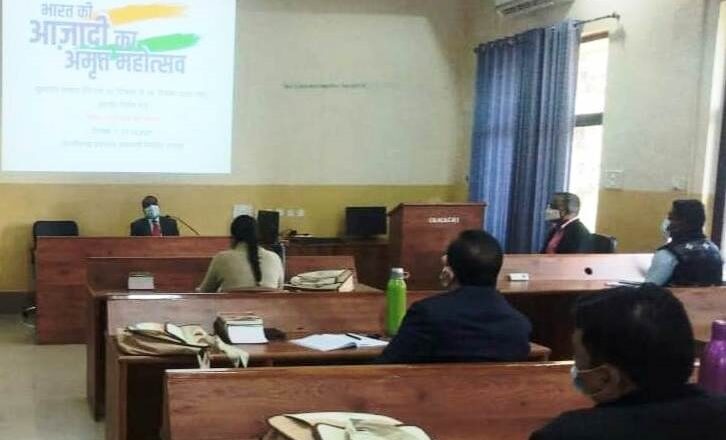 छत्तीसगढ़ में सुशासन पर 2016 बैच के नायब तहसीलदारों को दिया गया प्रशिक्षण