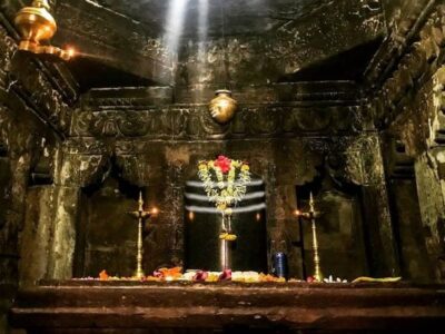 शिवलिंग को घर में रखने से ऐसा भी हो सकता है, यकीनन नहीं जानते होंगे आप !