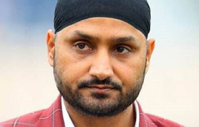 हरभजन सिंह ने अंतरराष्ट्रीय क्रिकेट से लिया संन्यास