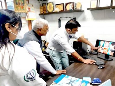 राज्यपाल पटेल ने अ.भा. आयुर्विज्ञान संस्थान का भ्रमण किया