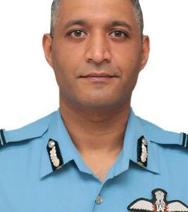 भोपाल के कैप्टन वरुण सिंह हेलीकाप्टर हादसे में गंभीर घायल