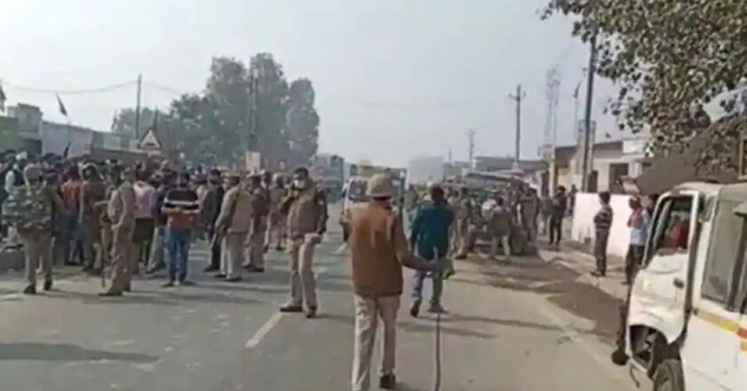 धर्मगुरु को लेकर फेसबुक पर की आपत्तिजनक टिप्पणी, आमने-सामने आए एक ही समुदाय के दो गुट, कई थानों की पुलिस तैनात