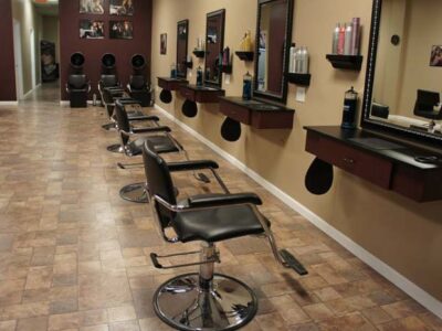 सजाने के दौरान ब्यूटीशियन खीच लेती थी दुल्हन की आपत्तिजनक तस्वीर, ब्लैकमेल करता था ब्वॉयफ्रेंड