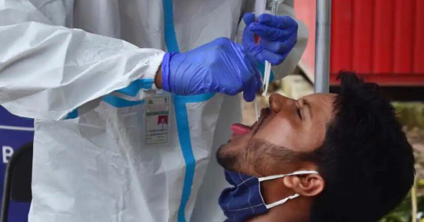 सावधान! दिल्ली में फिर पैर पसार रहा है कोरोना, 6 महीने में पहली बार मिले इतने नए केस