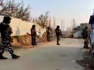 अनंतनाग में सुरक्षाकर्मियों और आतंकियों के बीच एनकाउंटर, एक आतंकी ढेर