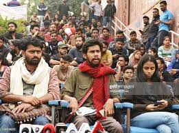 JNU छात्र संघ उपाध्यक्ष साकेत मून ने बाबरी मस्जिद फिर बनाने की मांग को बताया सही, बढ़ा विवाद