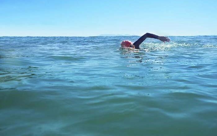 जान बचाने के लिए 12 घंटे तक तैरे मंत्री, कहा- अभी मेरे मरने का वक्त नहीं आया