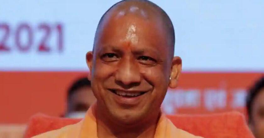 100 से ज्यादा आईएएस अफसरों को मिलेगा न्यू ईयर गिफ्ट, योगी सरकार बना रही है यह योजना