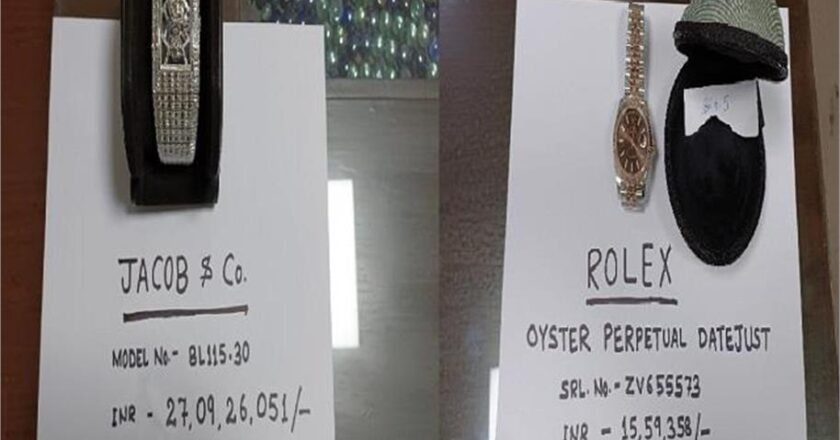 इंदिरा गांधी हवाईअड्डे पर कस्टम ने 27.09 करोड़ रुपये की घड़ियां की जब्त