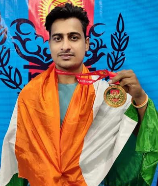 छत्तीसगढ़ के श्रीमंत झा भारतीय टीम में पैरा पंजा कुश्ती खिलाड़ी के रूप में चयनित