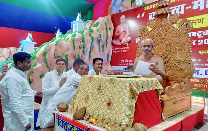 केवल धर्म को जानने वाले कभी धर्म का पालन नहीं कर पाएंगे : आचार्यश्री