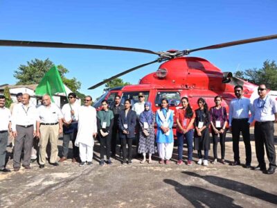 टॉपर छात्र-छात्राओं ने हेलीकॉप्टर जॉयराइड का लिया आनंद, कहा धन्यवाद मुख्यमंत्री जी