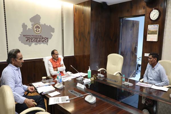 लाड़ली लक्ष्मी योजना 2.0 का शुभारंभ जिज्ञासा और चर्चा का विषय बने – मुख्यमंत्री चौहान