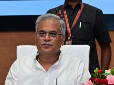 मुख्यमंत्री ने खराब सड़कों की शिकायतों पर जतायी नाराजगी, कहा – छत्तीसगढ़ में दिसंबर 2022 तक सड़कें गड्ढा मुक्त हों