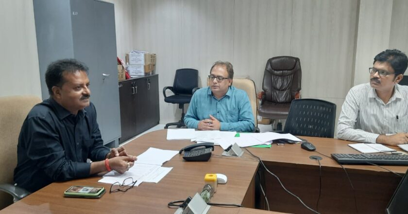 पूर्ण नलजल योजनाओं से पानी की आपूर्ति तत्काल शुरू करें – कलेक्टर