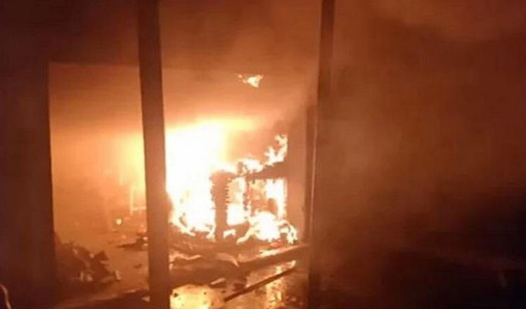 बॉयलर फटने से केमिकल कंपनी में आग , 2 की मौत 11 गंभीर घायल